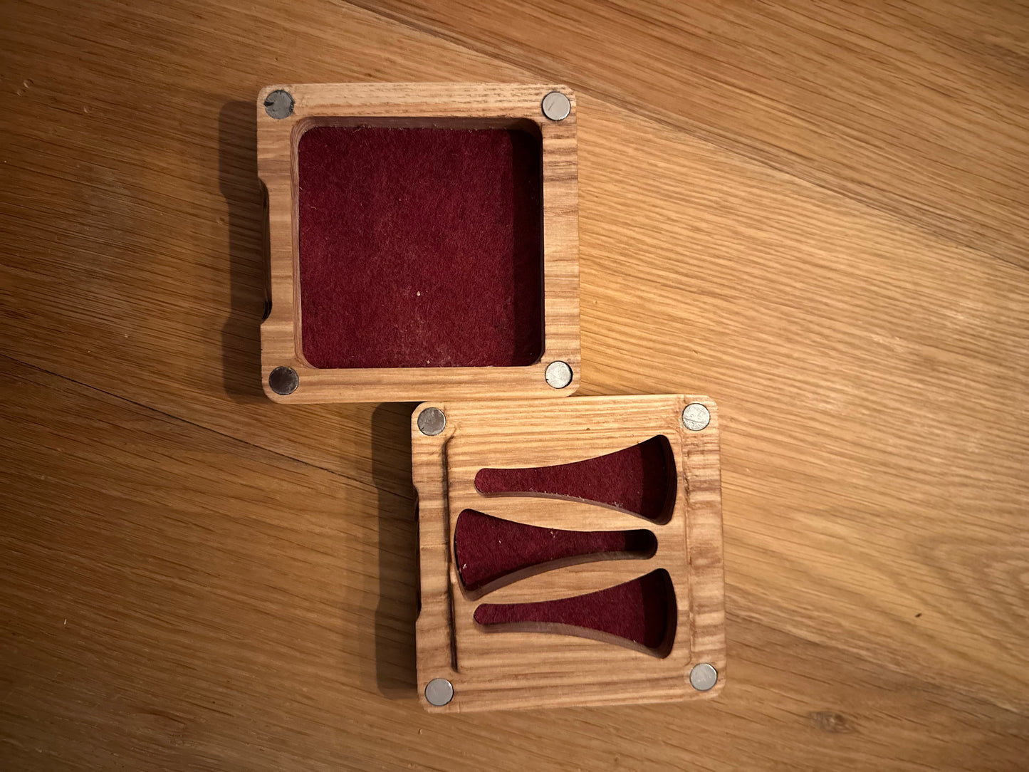 Boks for valthornmunnstykker